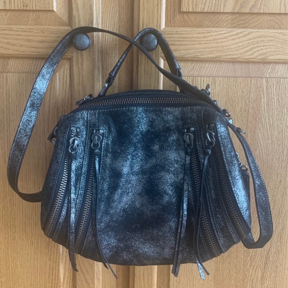 Botiker black silver shimmer zipper shoulder purse